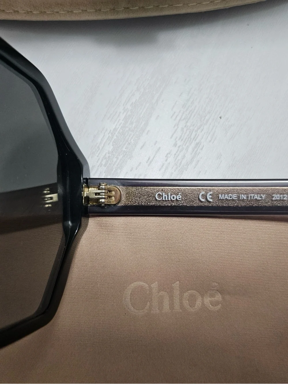 Chloe Women's Black Hexagon Sunglasses with Case